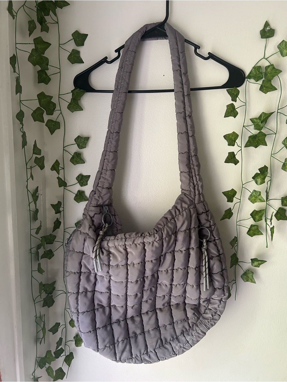 Urban Expressions Quilted Hobo Bag — Light Gray